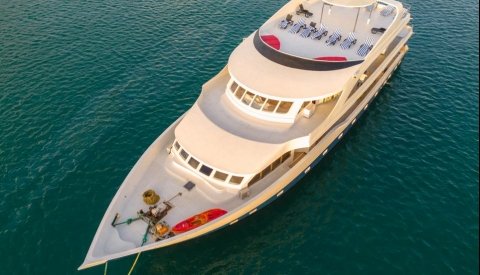 Maldivas SEA ROSE II